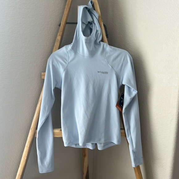 NWT Columbia Women’s Summit Valley UPF 50 Light Blue Fitted Long Sleeve Hoodie - Picture 2 of 7
